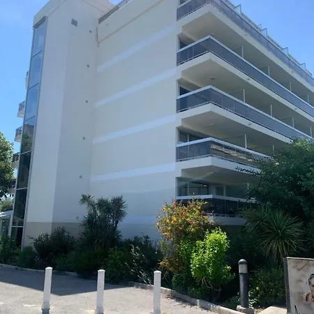 Appartement Magnifique 4 Personne A Deux Pas De La Antibes